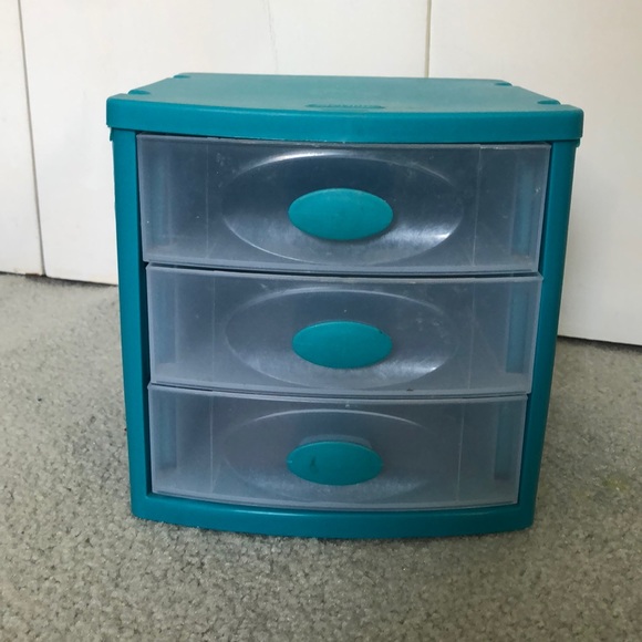 Storage unit - Picture 1 of 4